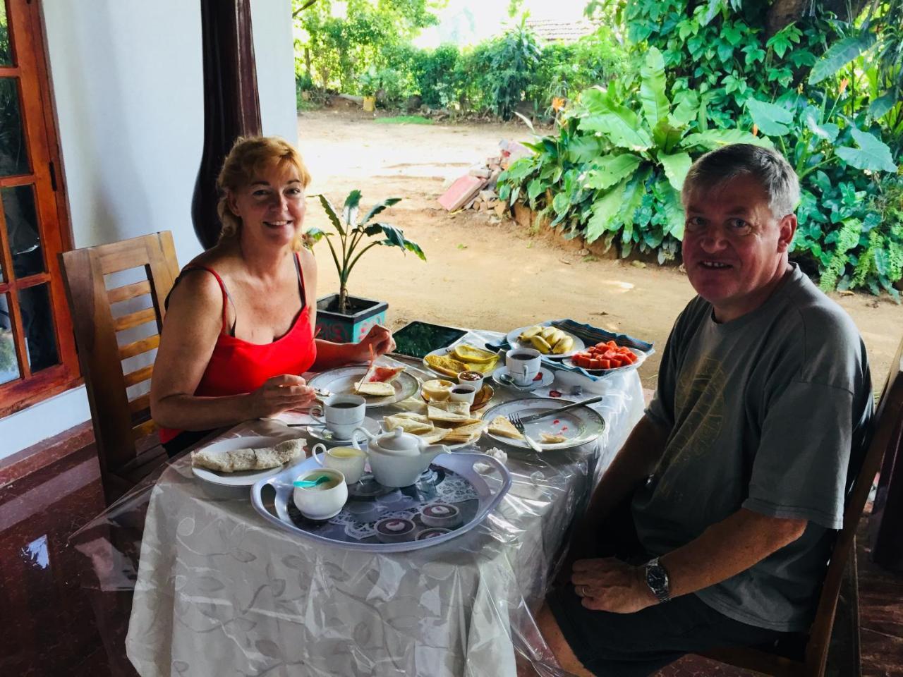 Malee Homestay Polonnaruwa Kültér fotó