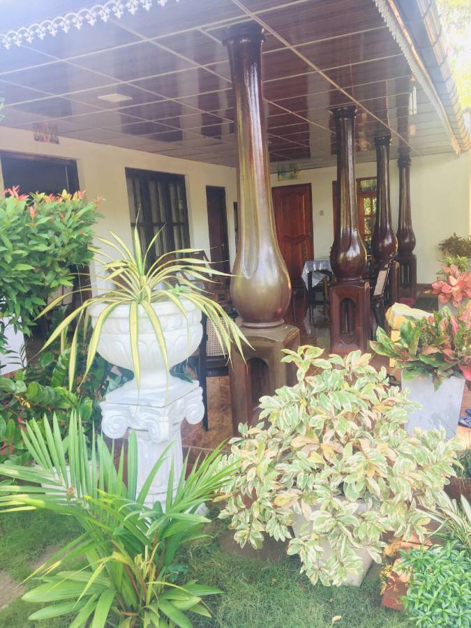Malee Homestay Polonnaruwa Kültér fotó
